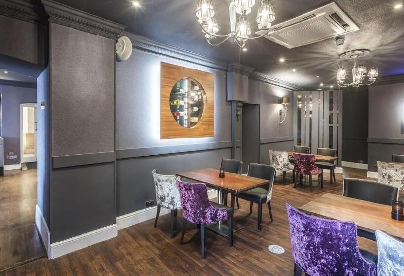 酒店 The Royal & Fortescue