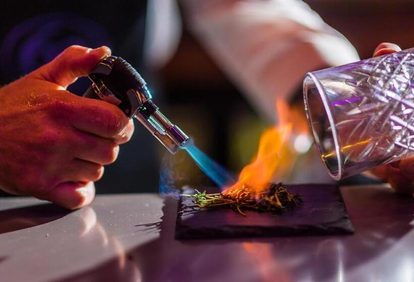 酒店 The Royal & Fortescue