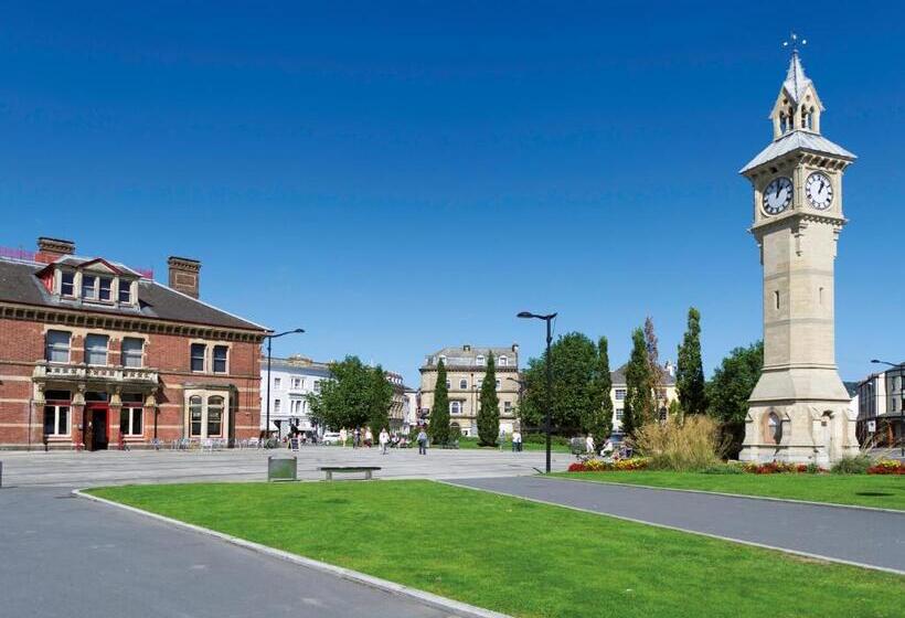 酒店 The Royal & Fortescue