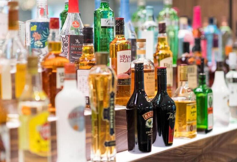 酒店 The Royal & Fortescue