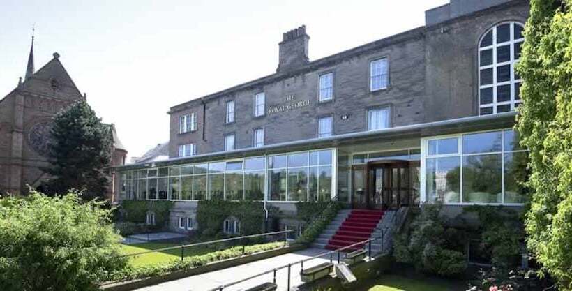فندق The Royal George