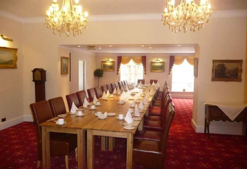 فندق The Royal George