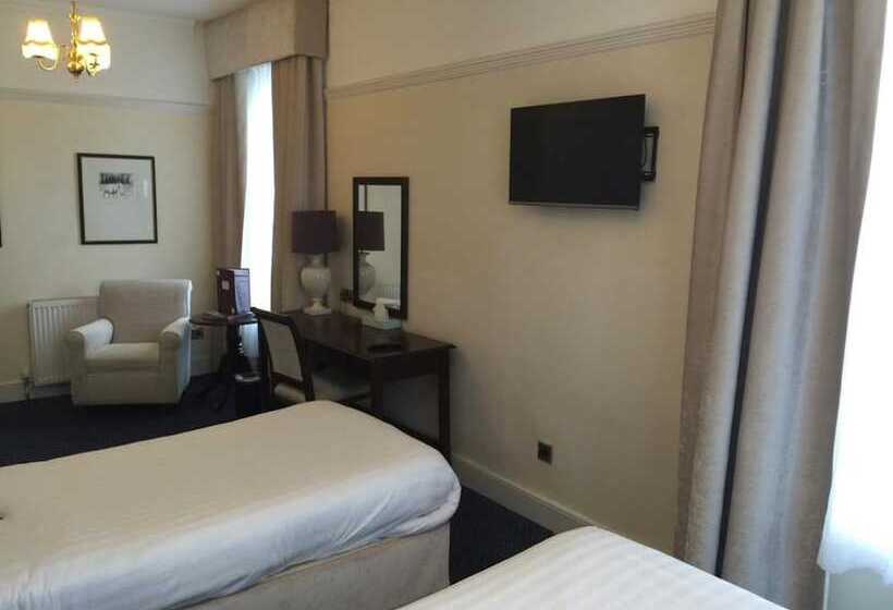 فندق The Royal George