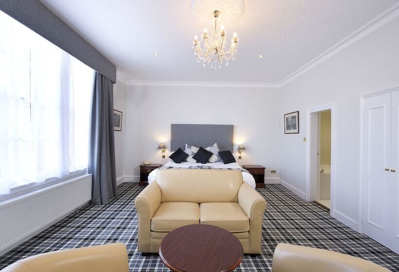 فندق The Royal George