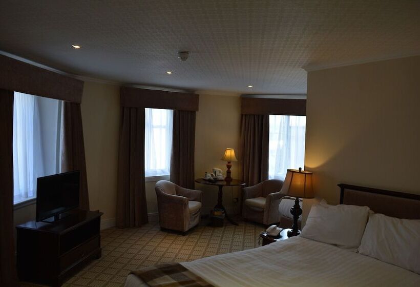 فندق The Royal George