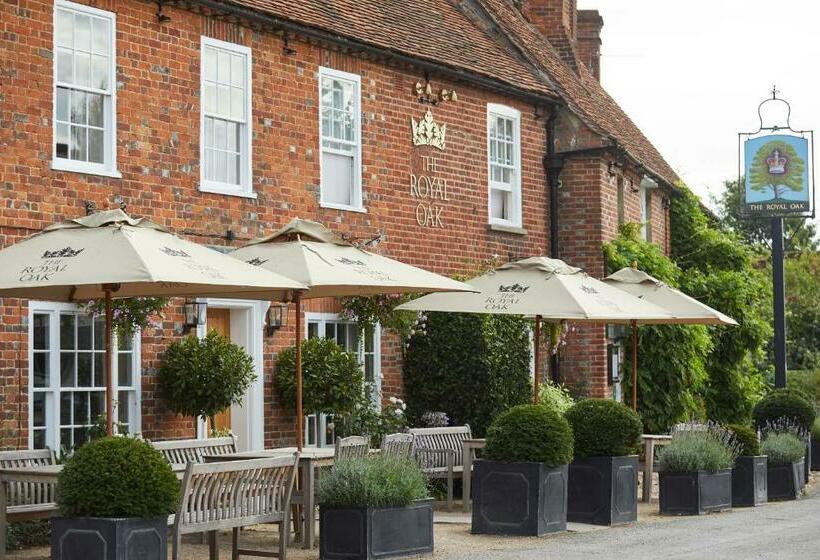 酒店 The Royal Oak, Yattendon