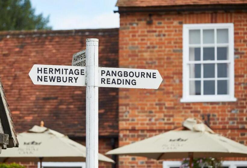 酒店 The Royal Oak, Yattendon