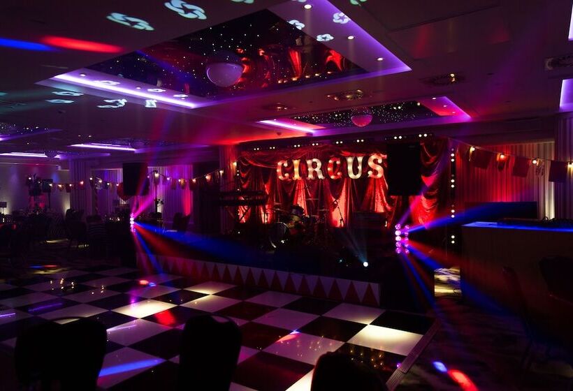 酒店 The Royal Yacht