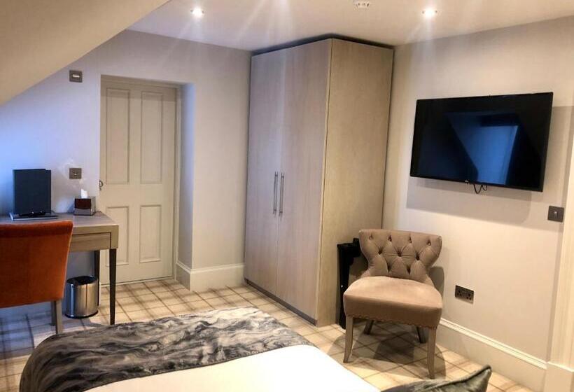 فندق The Seafield Armscullen