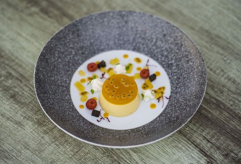 ホテル Sherbrooke Castle