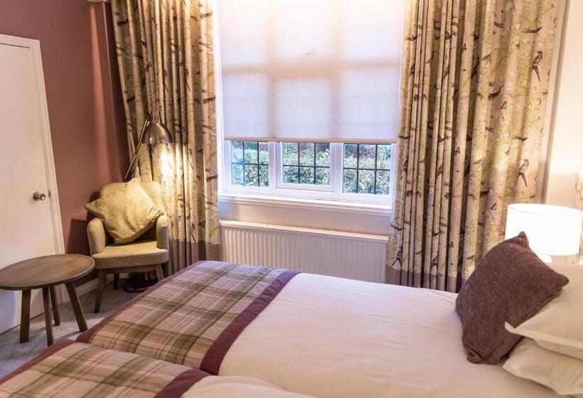 Отель The Stanneylands