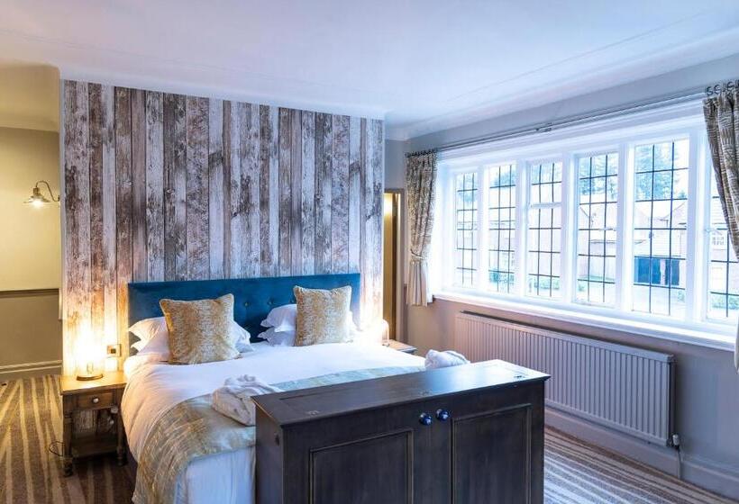 Отель The Stanneylands