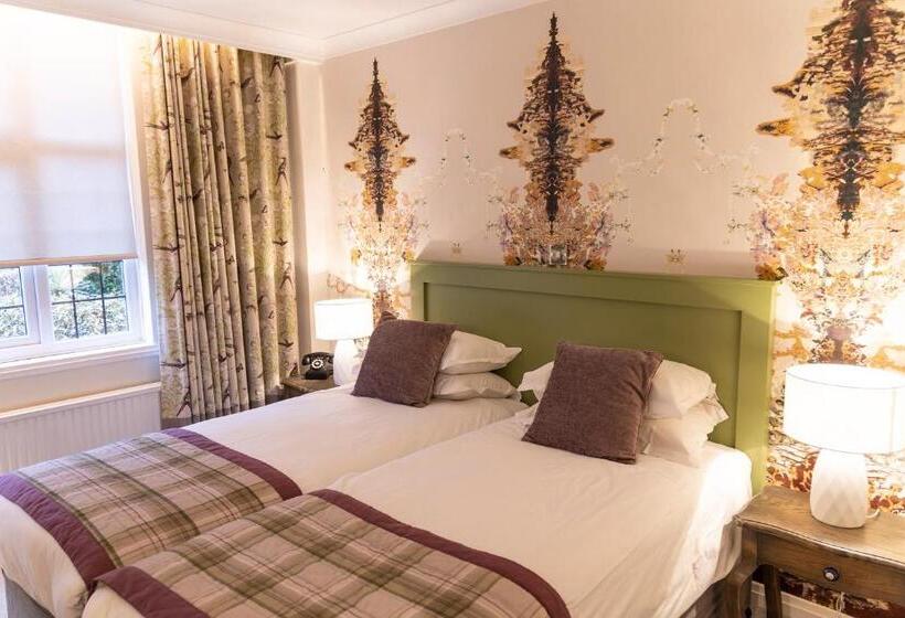 Отель The Stanneylands