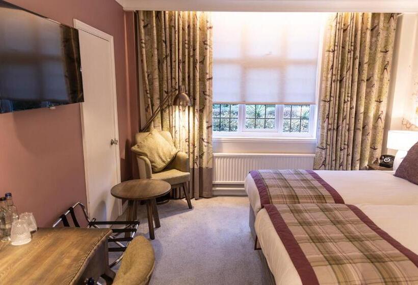 Отель The Stanneylands