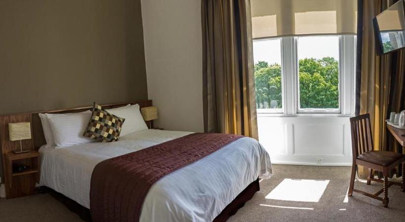 בית מלון כפרי The Strathearn