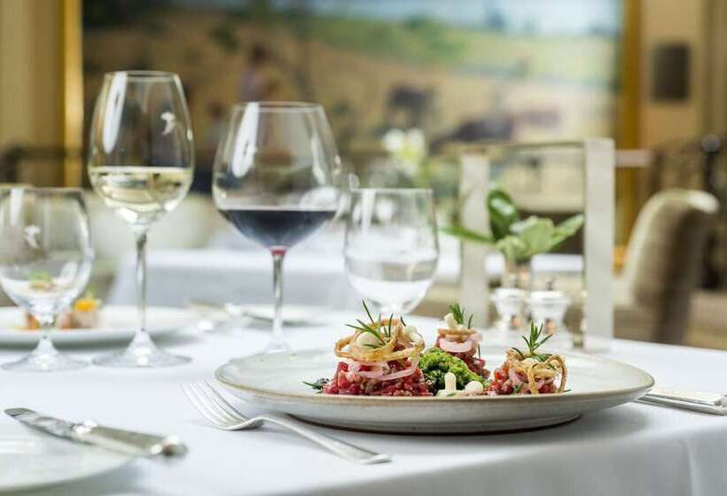 The Vineyard Hotel & Spa