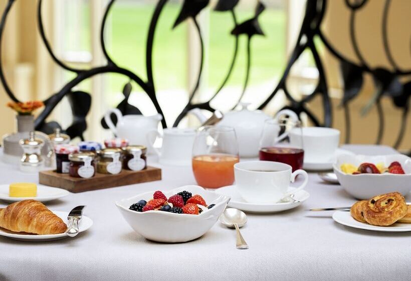 The Vineyard Hotel & Spa