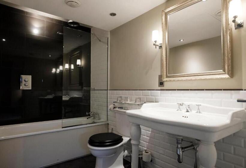 Отель The White Swan