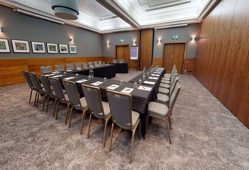 Village Hotel Chester St David S