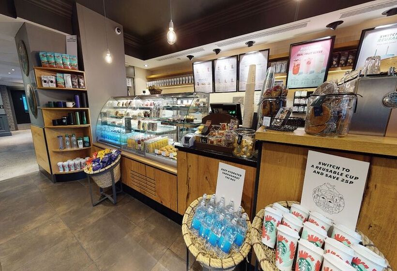 Village Hotel Leeds North