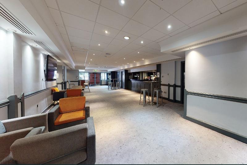 Village Hotel Leeds North