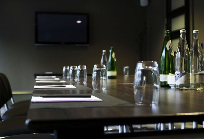 Village Hotel Liverpool