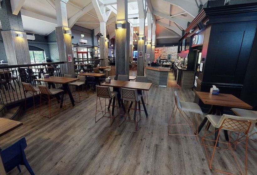 Village Hotel Liverpool