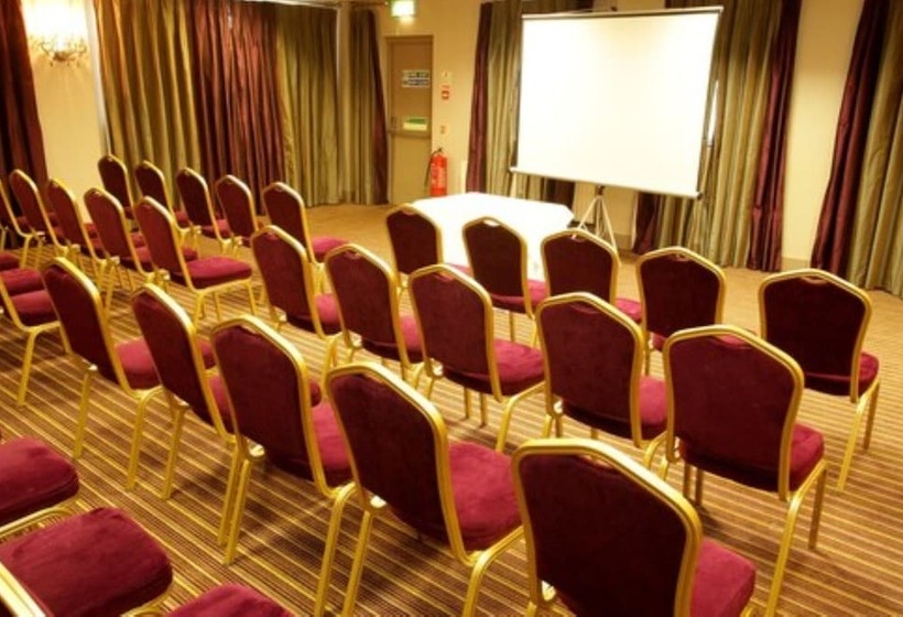 Отель Waterfoot