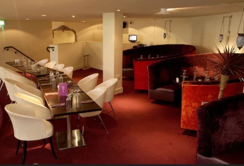 Отель Waterfoot