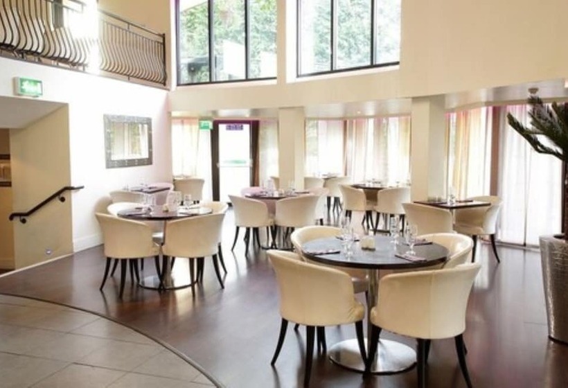 Отель Waterfoot