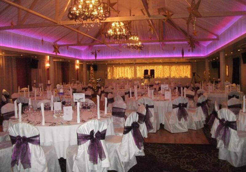 Отель Waterfoot