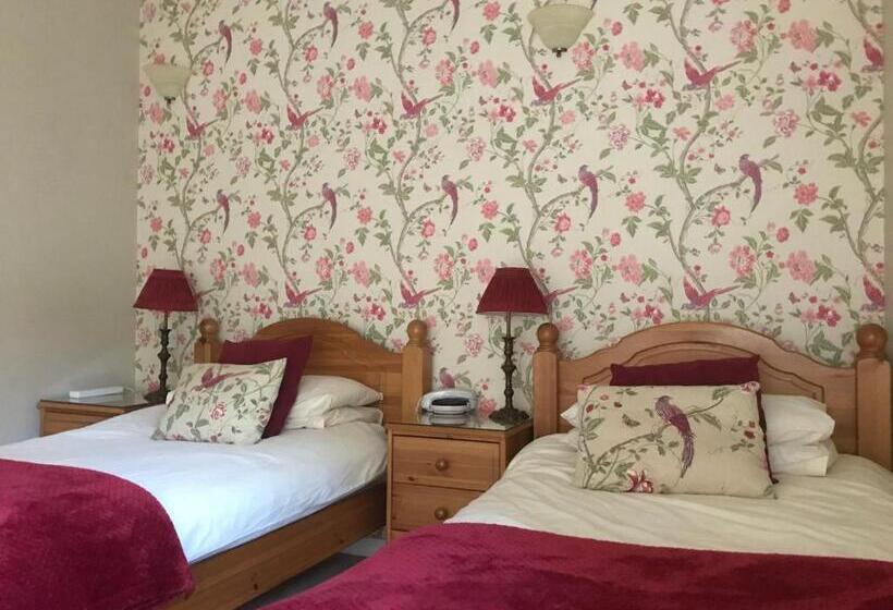 ホテル West Lodge