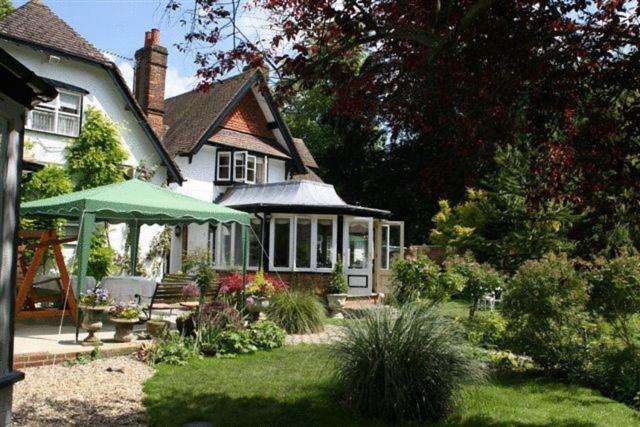 ホテル West Lodge