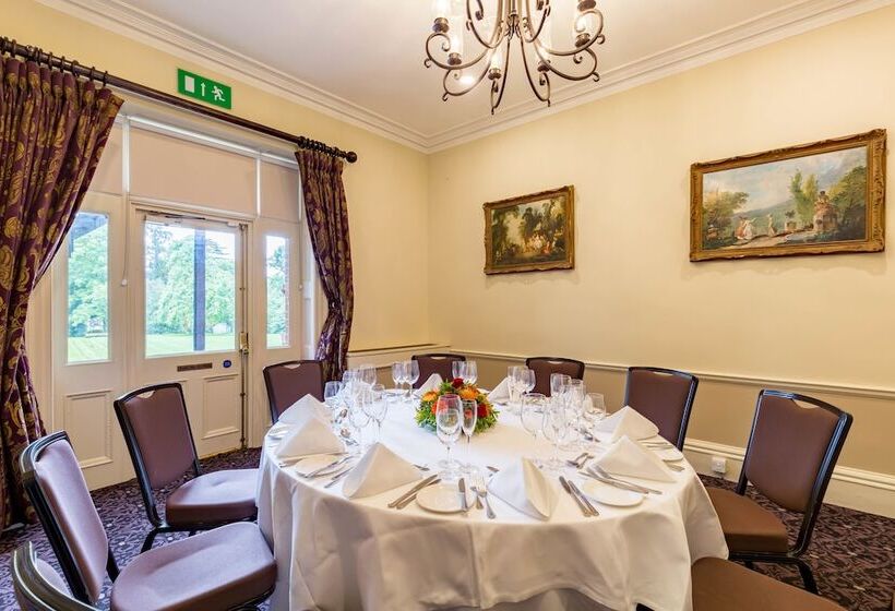 Отель Woodlands Park