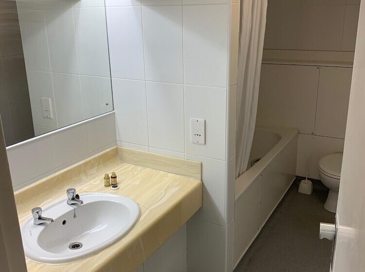 בית מלון כפרי Yelf S