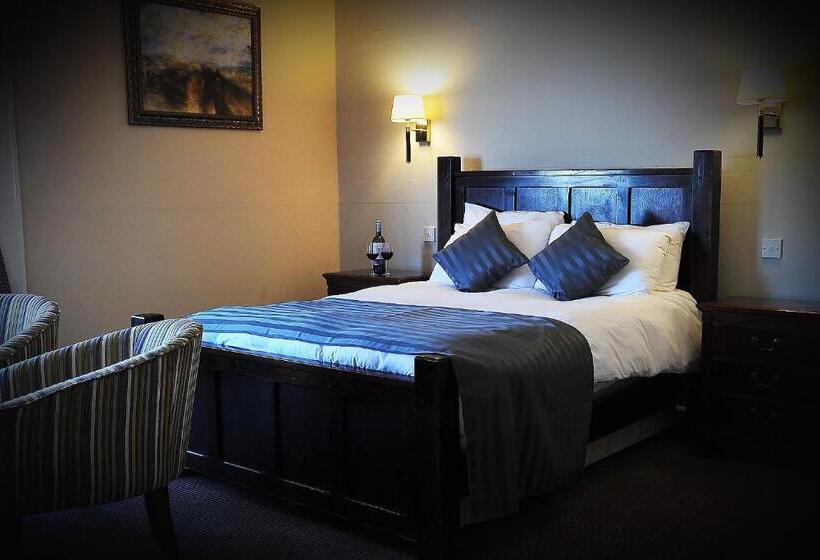 Red Lion Hotel By Greene King Inns