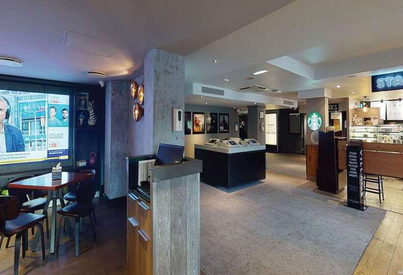 منتجع Village Hotel Wirral