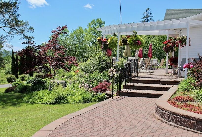 Auberge Gisele's Inn