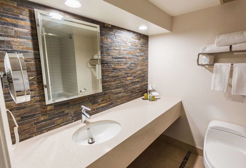 Chateau Cartier Hotel & Resort Ascend Hotel Collection