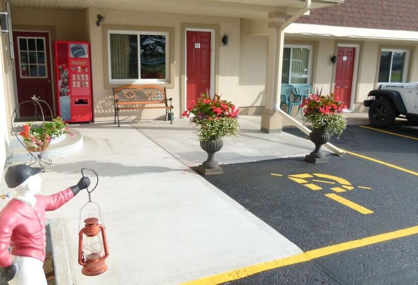 Country Squire Motel