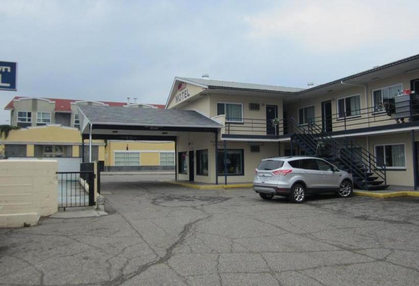 فندق على الطريق Knights Inn Prince George