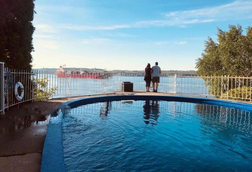 Goéliche Hotel Et Appartement