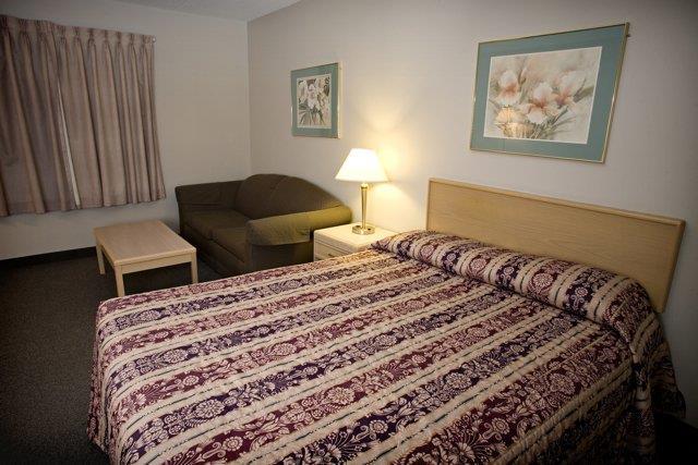 Heritage Inn Hotel & Convention Centre   Brooks