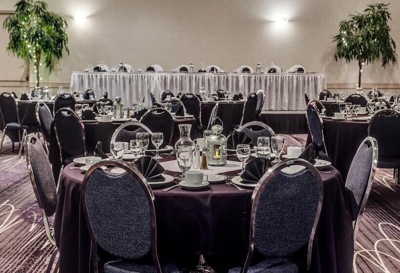 Heritage Inn Hotel & Convention Centre   High River