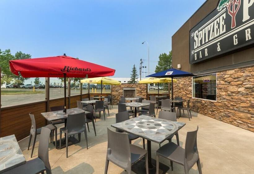 Heritage Inn Hotel & Convention Centre   High River