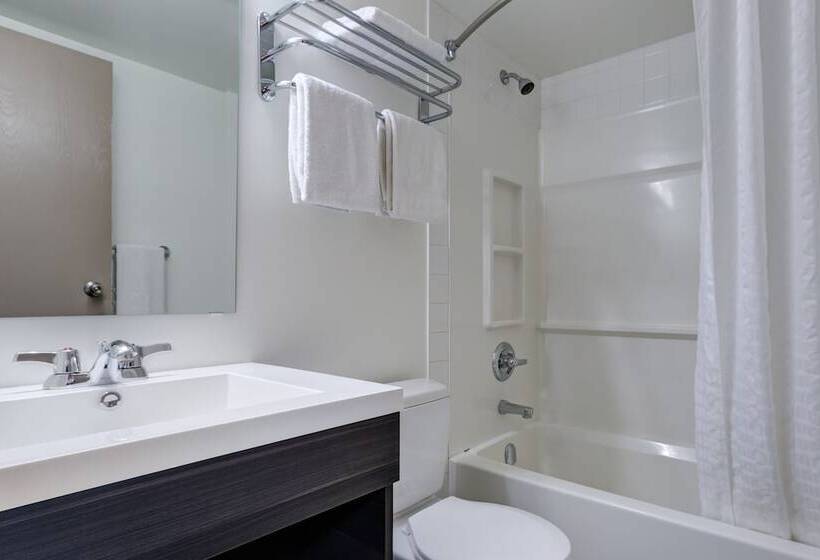 Heritage Inn Hotel & Convention Centre   Saskatoon