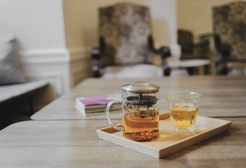 ホテル Ambrose House & Cafe   Self Check In Guesthouse