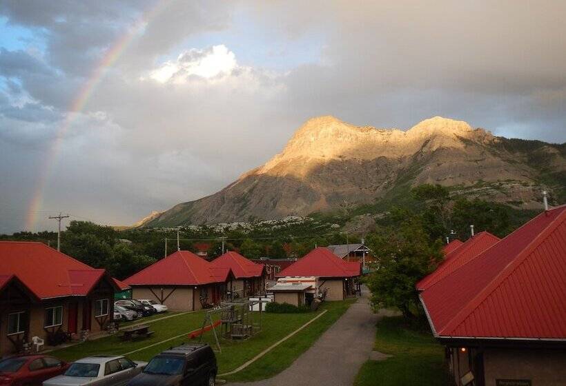 בית מלון כפרי Aspen Village