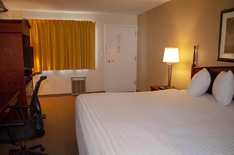 בית מלון כפרי Aspen Village