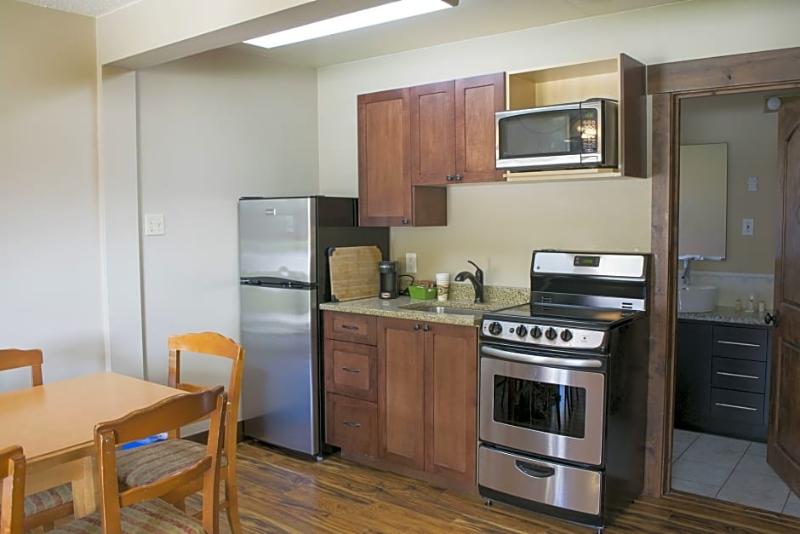 בית מלון כפרי Aspen Village